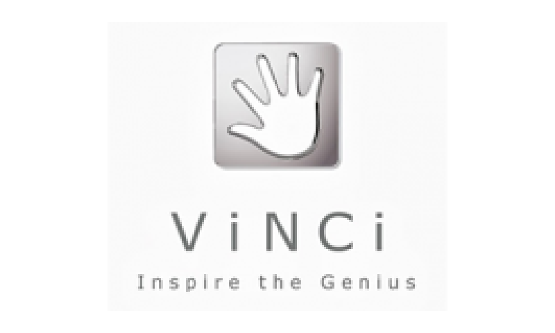 A silver hand sign with the word vinci underneath it.
